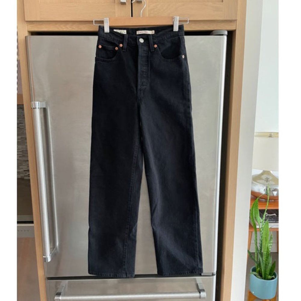 Levis Ribcage Straight Ankle Jean Black 24